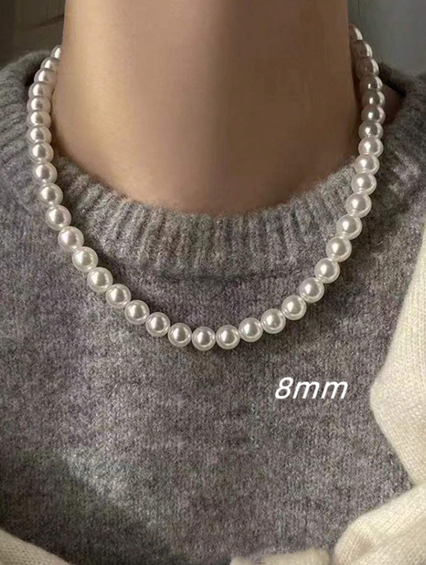 "Connecticut" Pearl Necklace Magnetic Closure