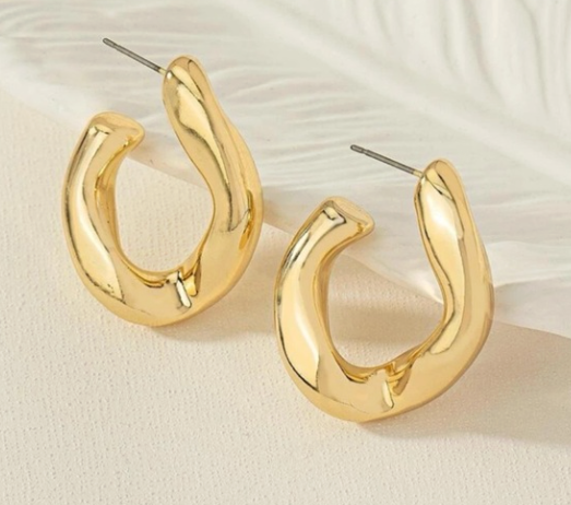 Prianka Earrings