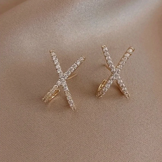 XoXo illusion earrings